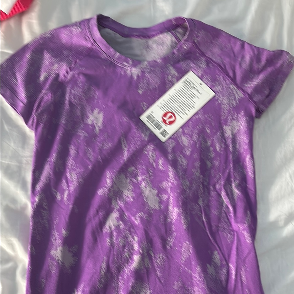 Lululemon Swiftly Tech Short Sleeve 2.0